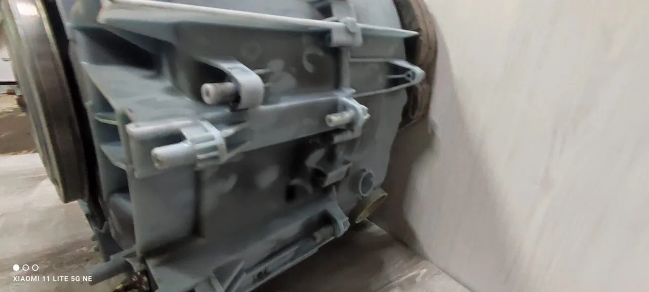 Бак в сборе Bosch 9000213427/9000132429 Только самовывоз!