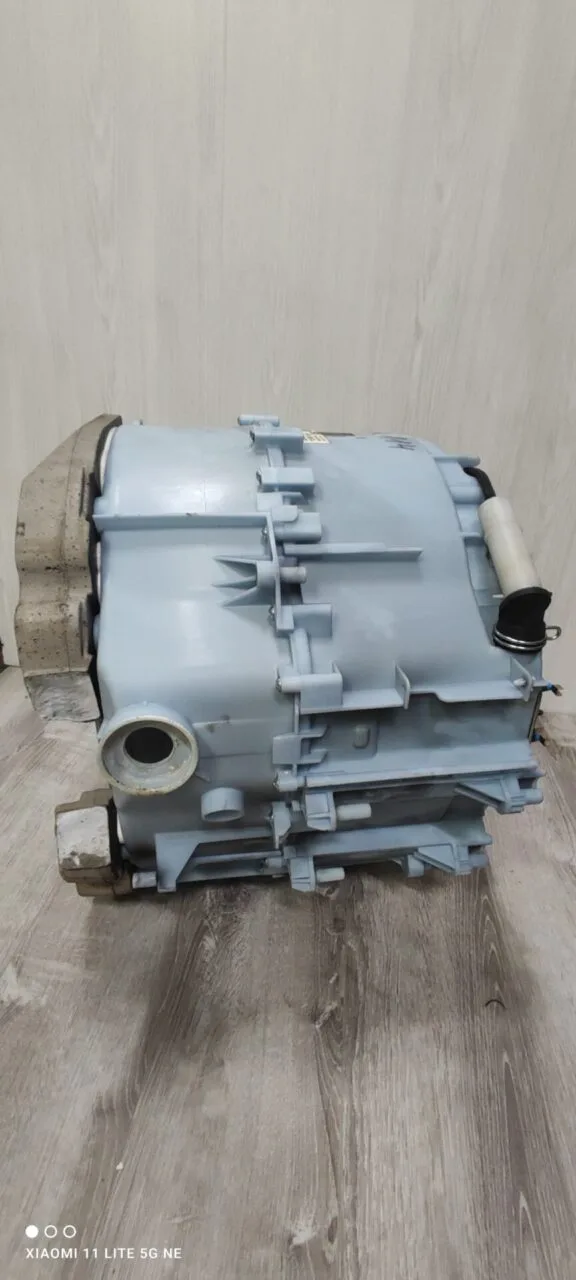 Бак в сборе Bosch 9000542114/9000542111 Только самовывоз!