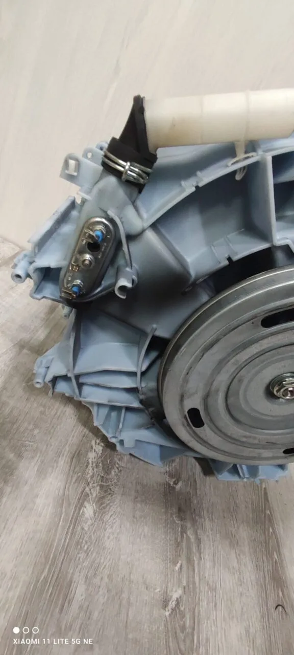 Бак в сборе Bosch 9000542114/9000542111 Только самовывоз!
