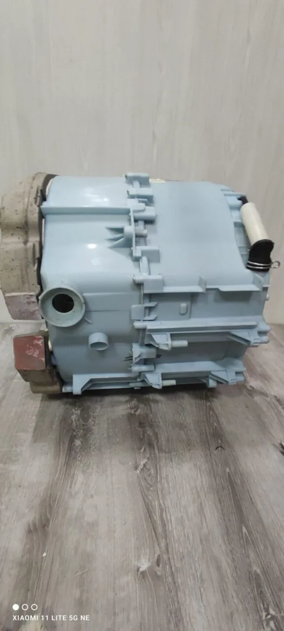 Бак в сборе Bosch 9000398997/9000694864 Только самовывоз!