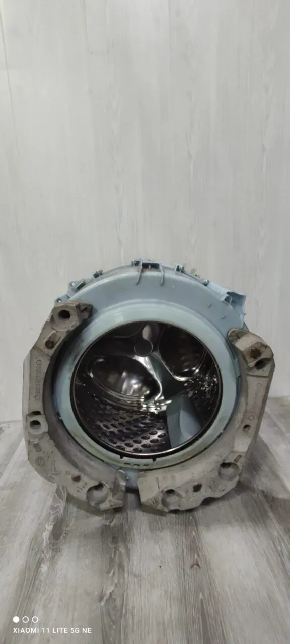 Бак в сборе Bosch 9000118519/9000051808 Только самовывоз!