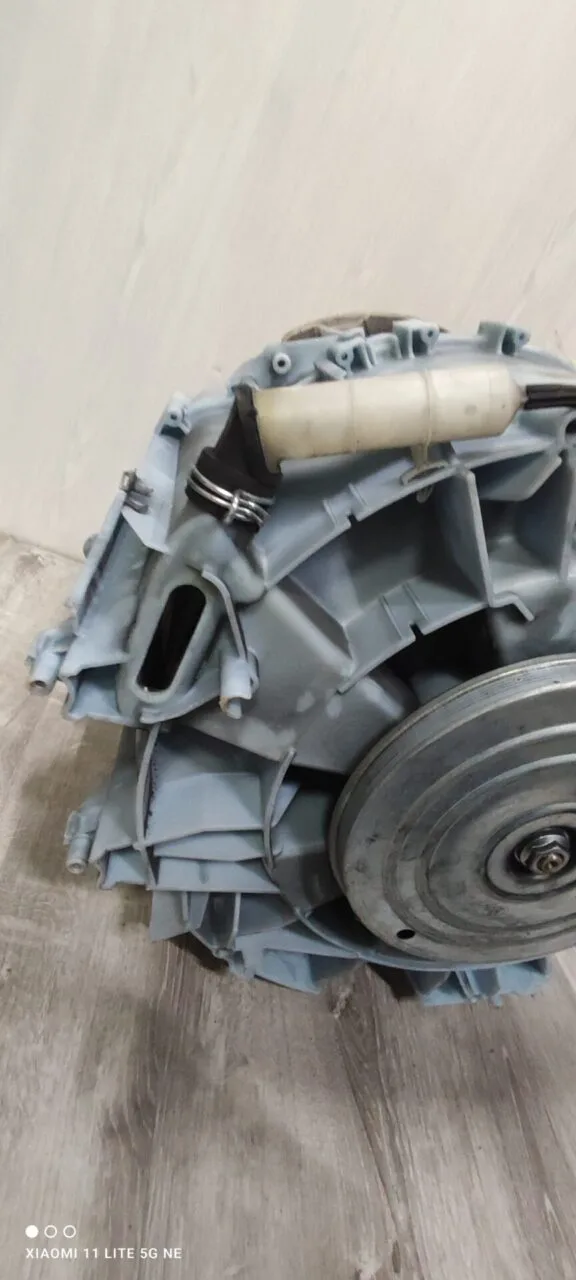 Бак в сборе Bosch 9000212739/9000317425 Только самовывоз!