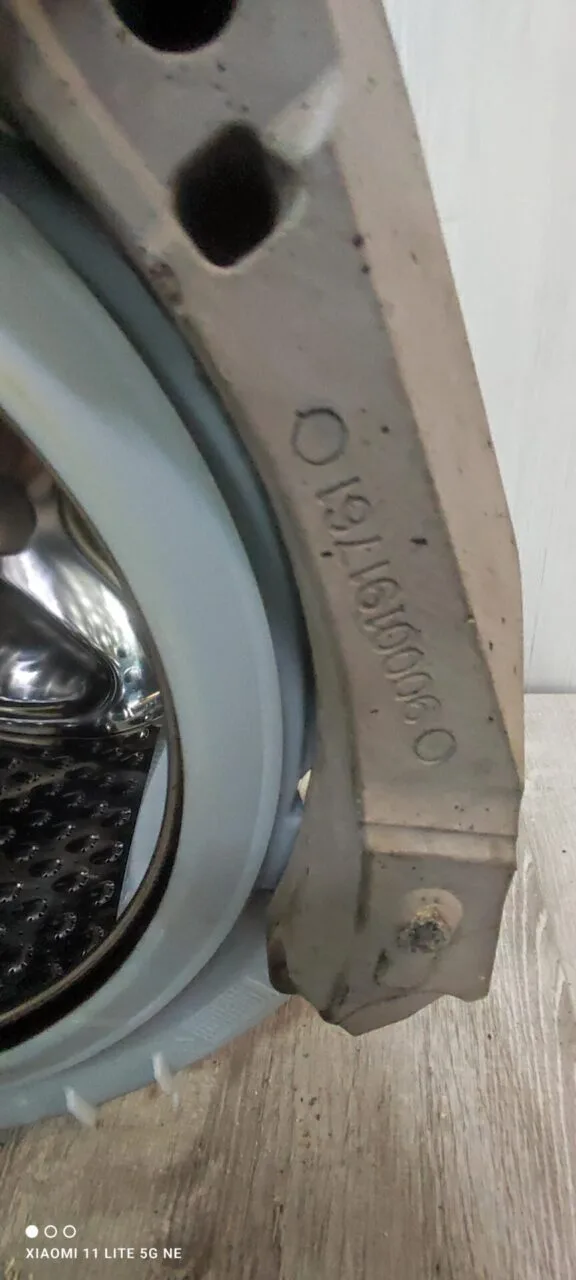 Бак в сборе Bosch 9000255196/9000208084 Только самовывоз!