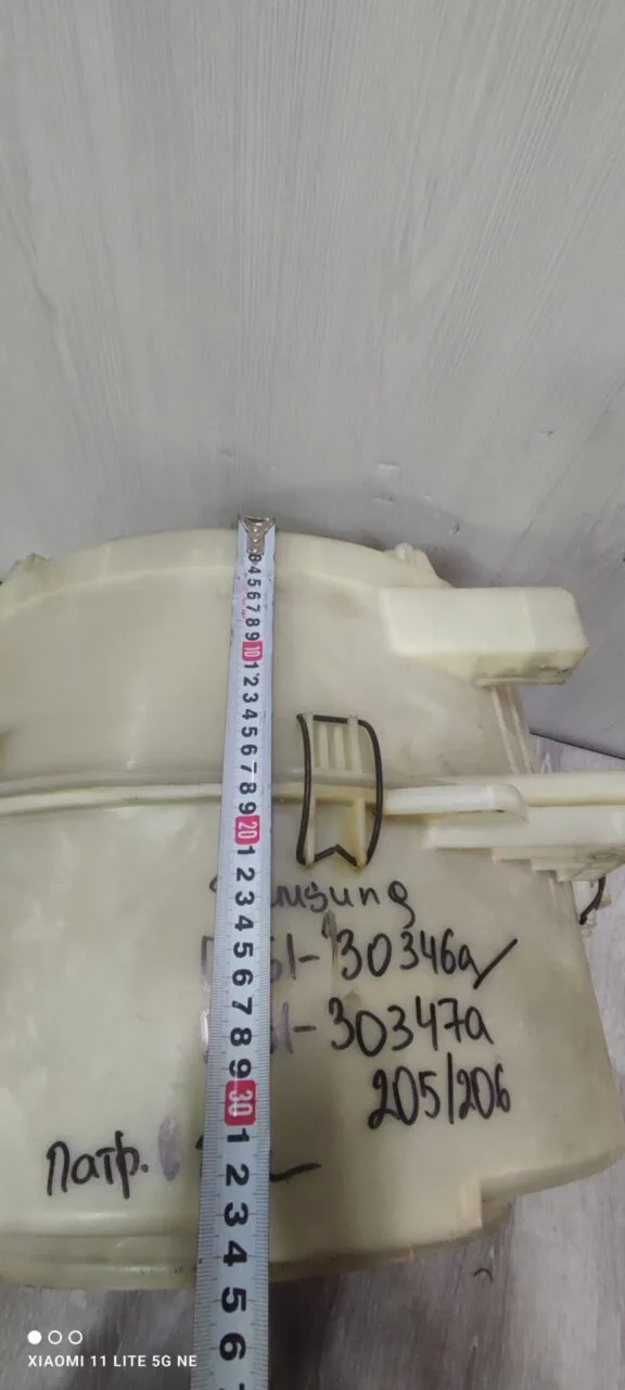 Бак в сборе Samsung DC61-30346a/dc61-30347a 205/206патрубок в бак Только самовывоз!
