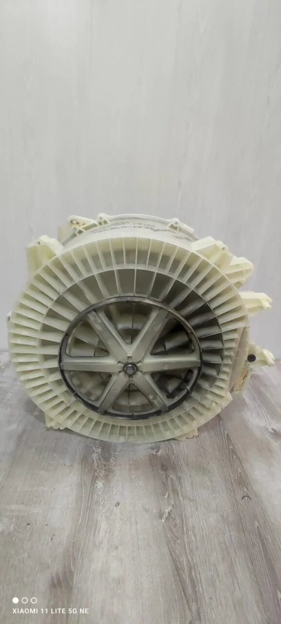 Бак в сборе Samsung DC61-04233ax001/dc61-022085a-eco 204/205 Только самовывоз!