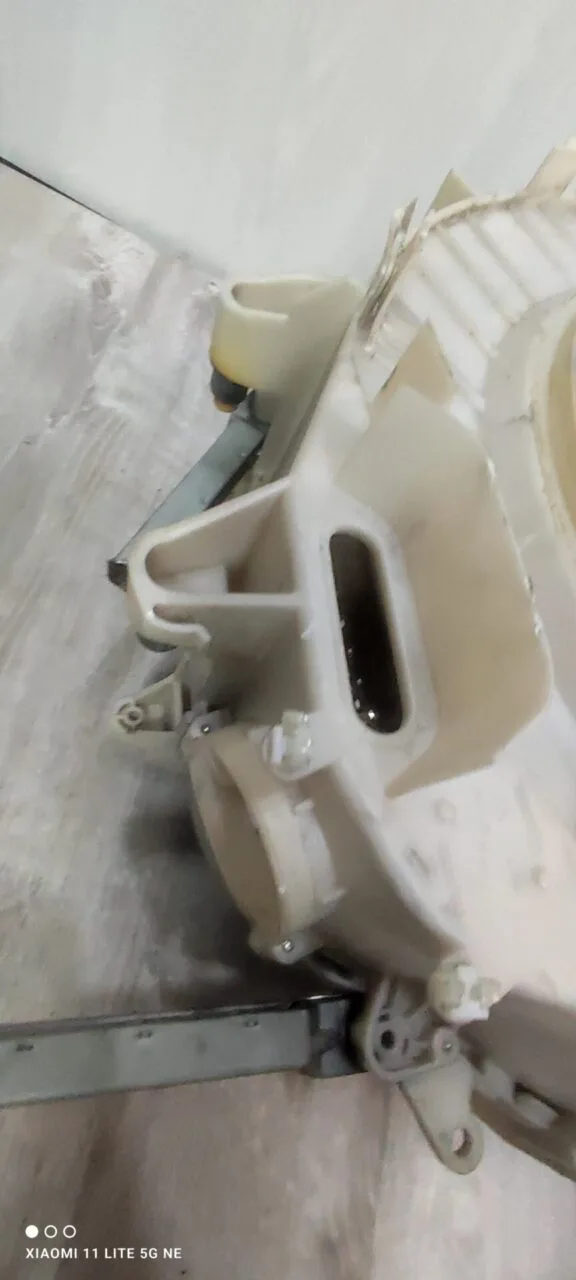 Бак в сборе Bosch 5550007084/5550011236 205/206 Малый груз Только самовывоз!