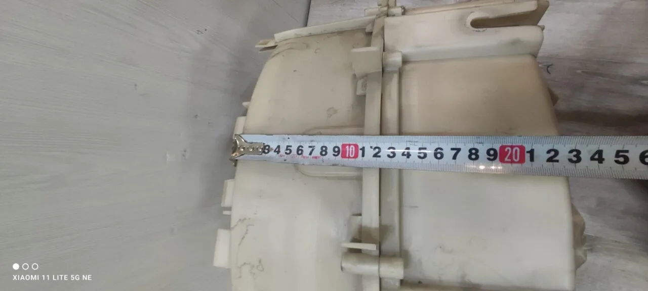 Бак в сборе Bosch 5550007084/5550011236 205/206 Малый груз Только самовывоз!