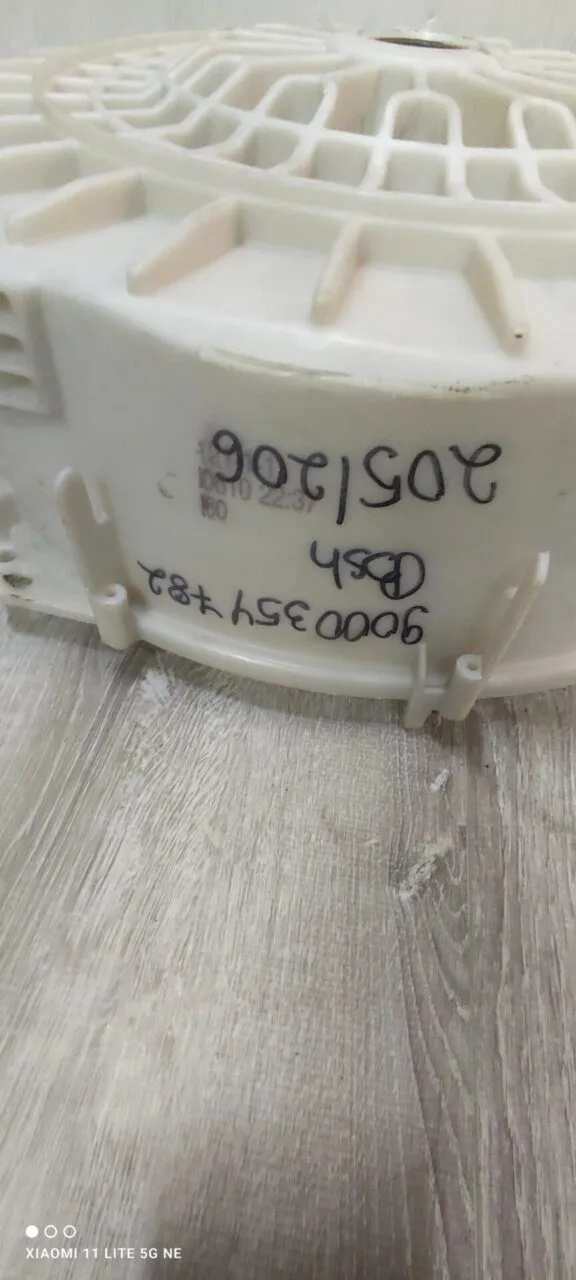 Задний полубак Bosch 9000354782 205/206 log.6.serie 5-6