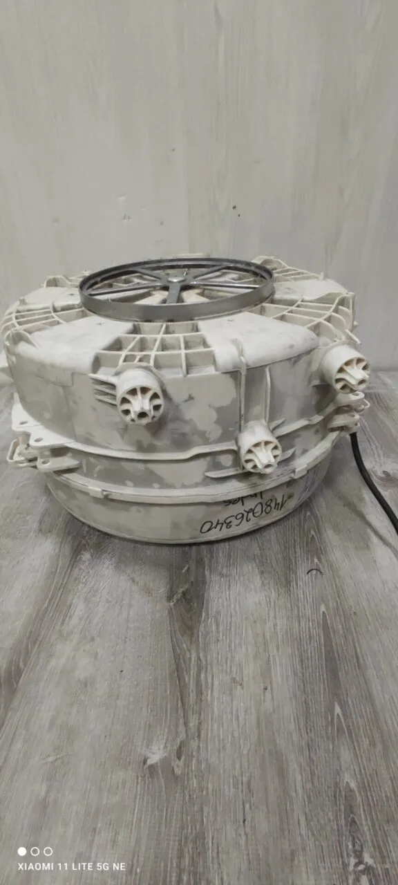 Бак в сборе Indesit 148026340.00 202/203  Только самовывоз!