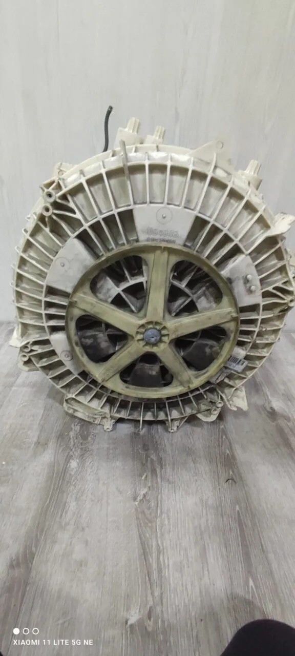 Бак в сборе Indesit 148030856.01 / 210179113.00 Только самовывоз!