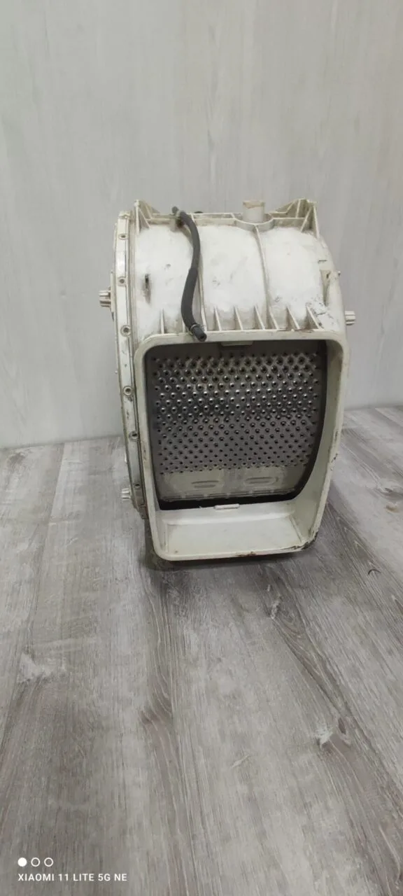 Бак Indesit 14801909210(93.00) / 148019094.03  вертикальная загрузка Только самовывоз!