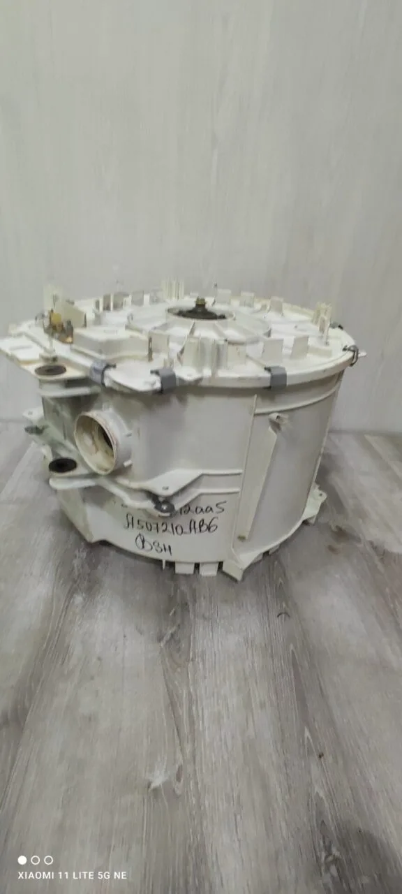 Бак Bosch A500012AA5 / A507210AB6 вертикальная загрузка Только самовывоз!