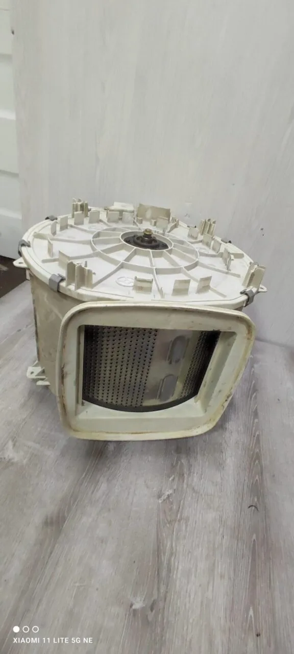 Бак Bosch A500012AA5 / A507210AB6 вертикальная загрузка Только самовывоз!