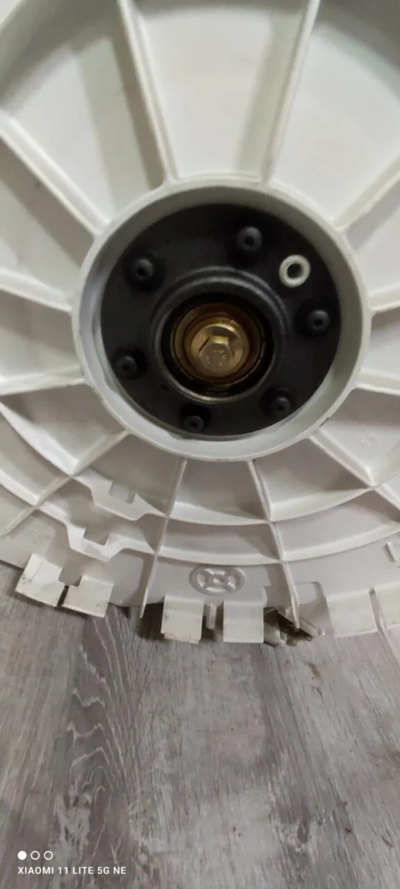 Бак Bosch A500012AA5 / A507210AB6 вертикальная загрузка Только самовывоз!
