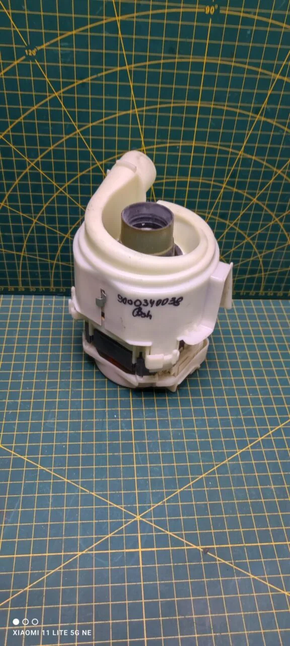 Рециркуляционный насос Bosch 9000340038