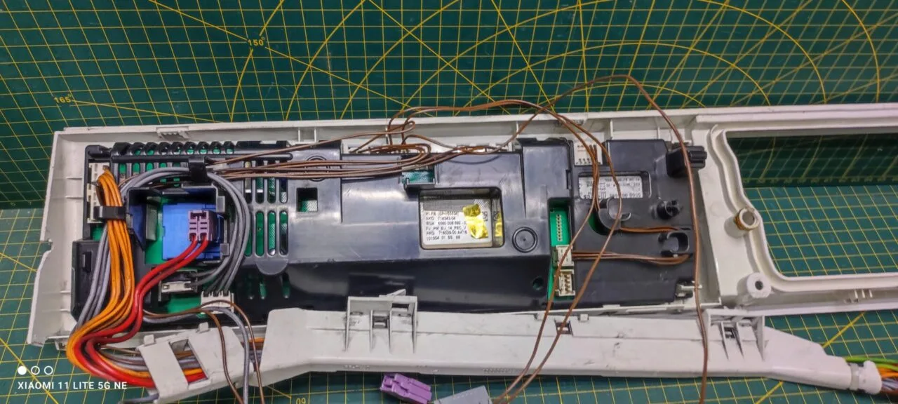 Модуль Bosch WLX 20363OE/23 с дефектом