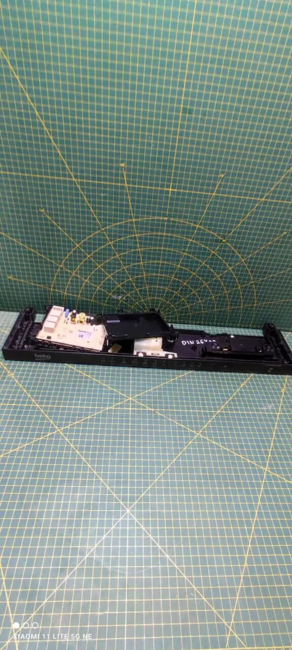 Панель с модулем Beko DIN 2642D 60см.
