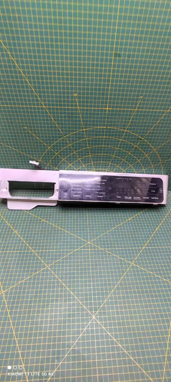 Панель LG F12U1HDNR5