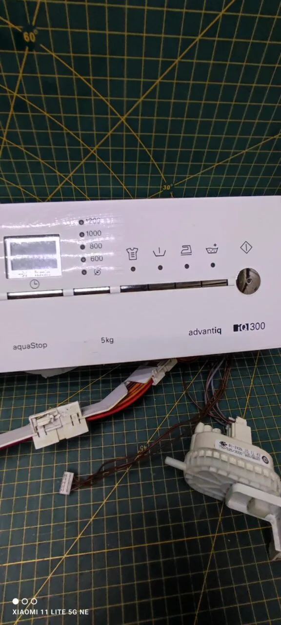 Модуль Siemens IQ300 с дефектом