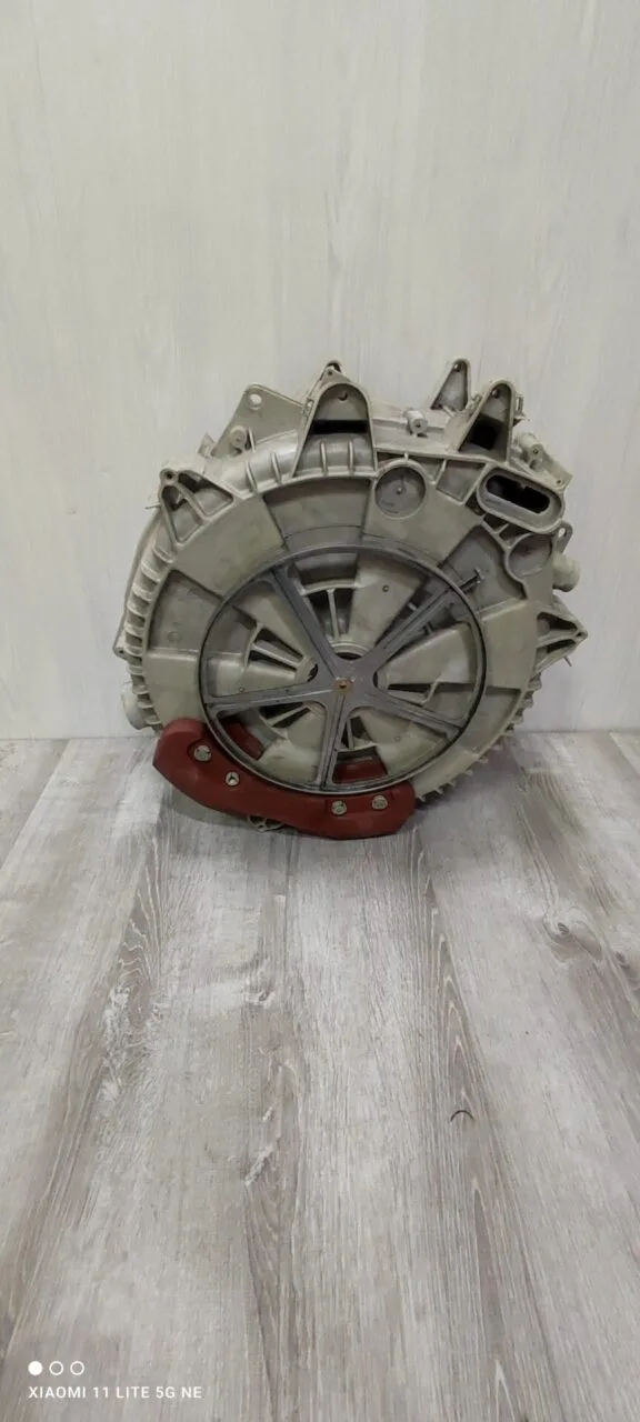 Бак в сборе Electrolux 12464090 с грузом  Только самовывоз!
