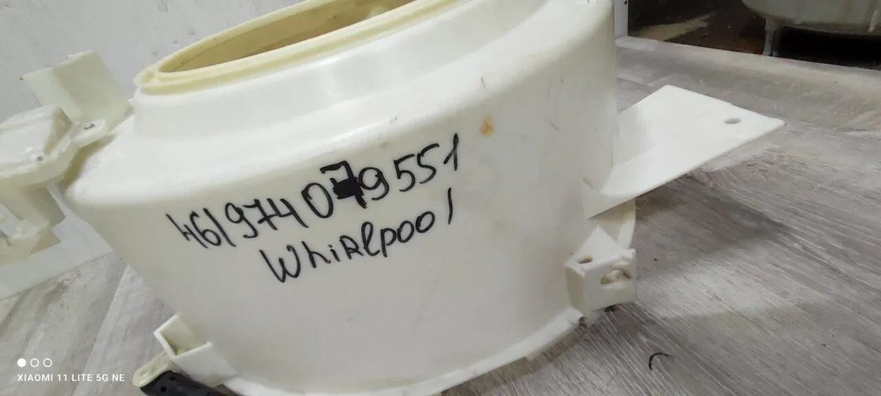Передний полубак Whirlpool 461974079551