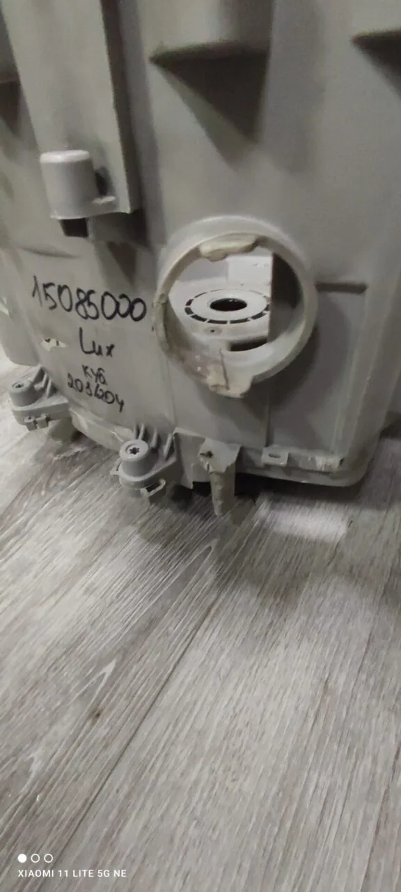 Задний полубак Electrolux 15085001 кубик