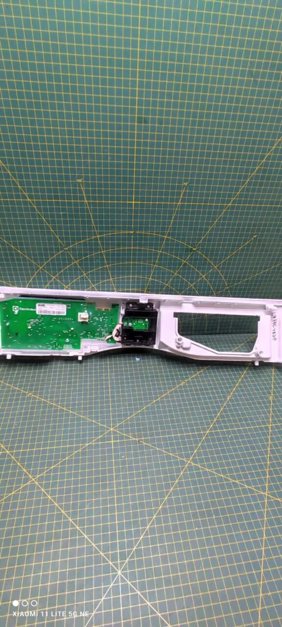Панель Aeg L7FEC48SR