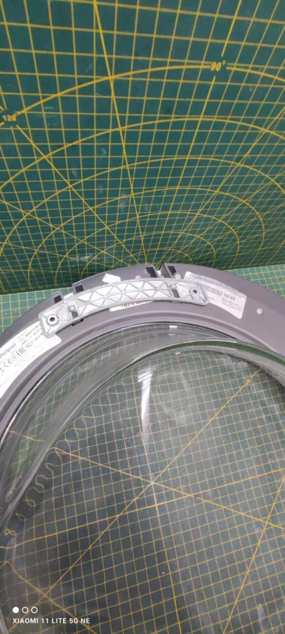Люк Whirlpool 488000510048
