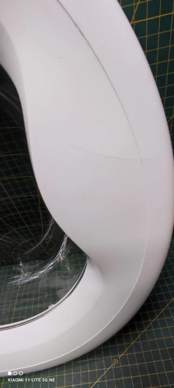 Люк Beko 2878300100-2 с дефектом царапина