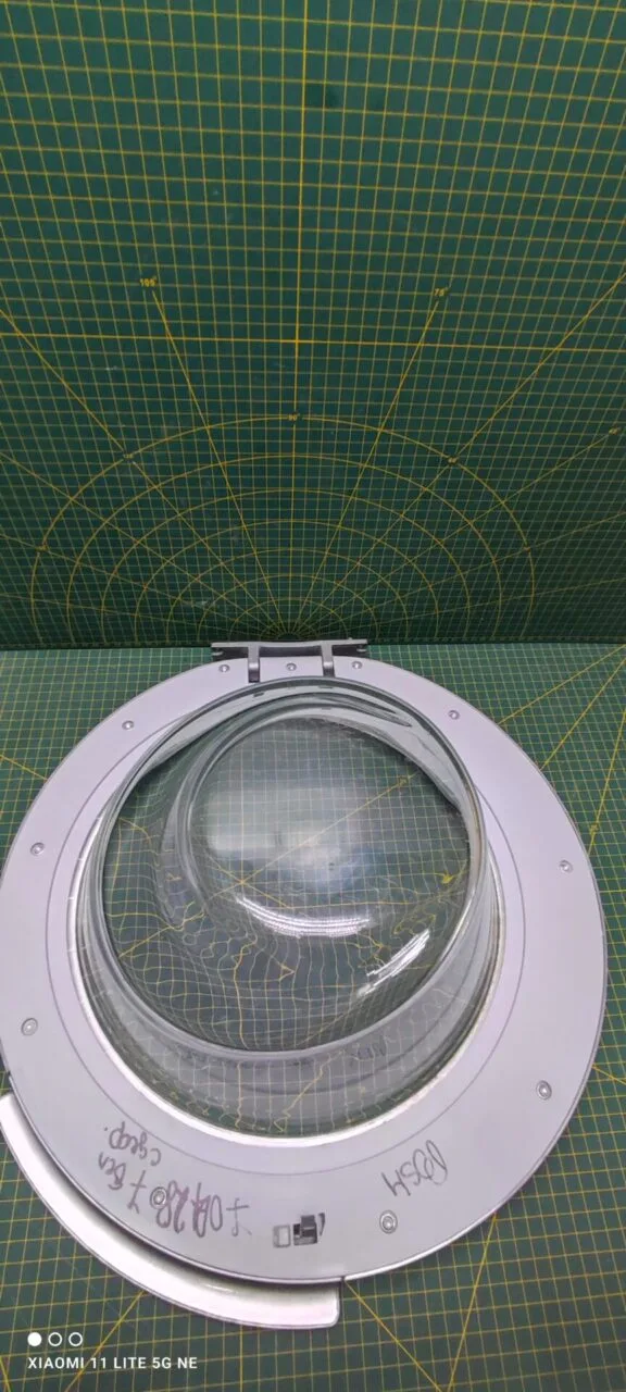 Люк Bosch 704287 белый с дефектом