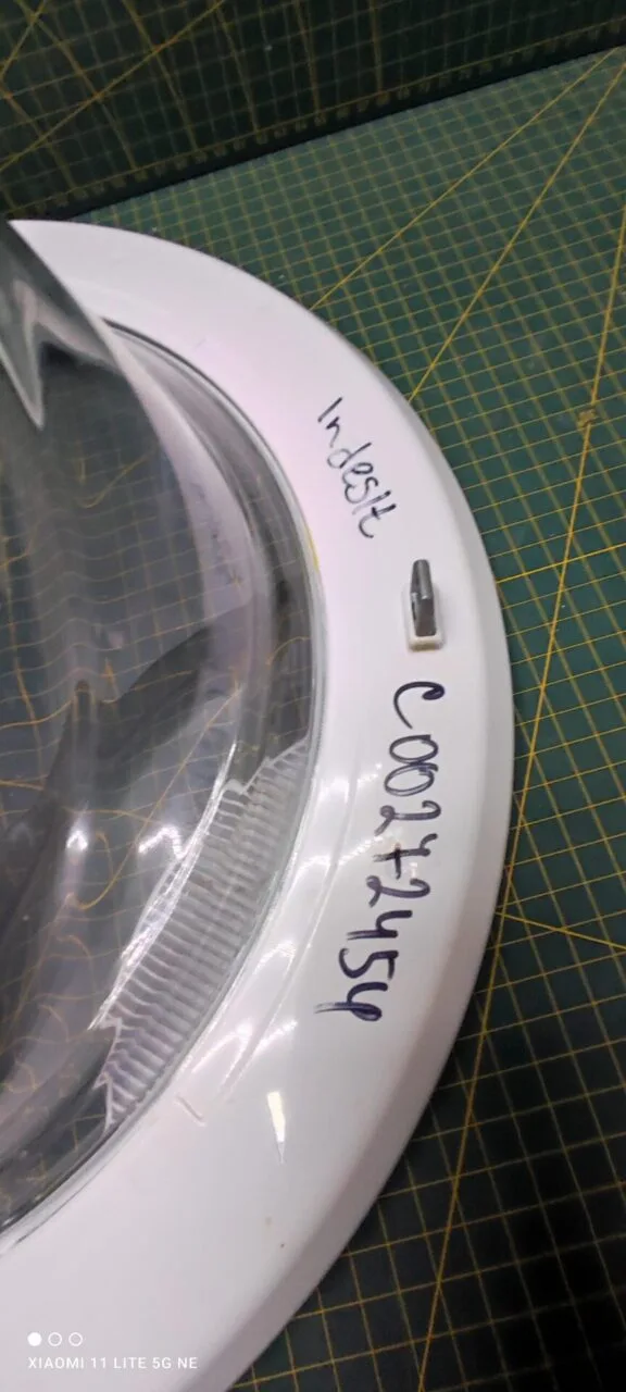 Люк Indesit C 00272454