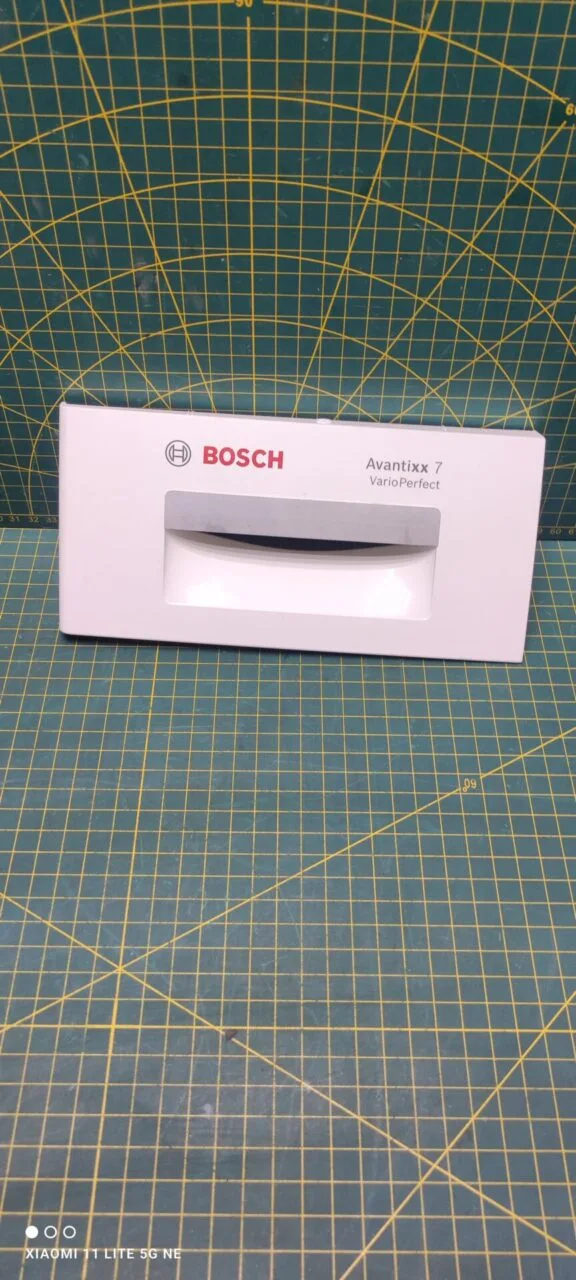 Панель порошкоприемника Bosch 9000446060
