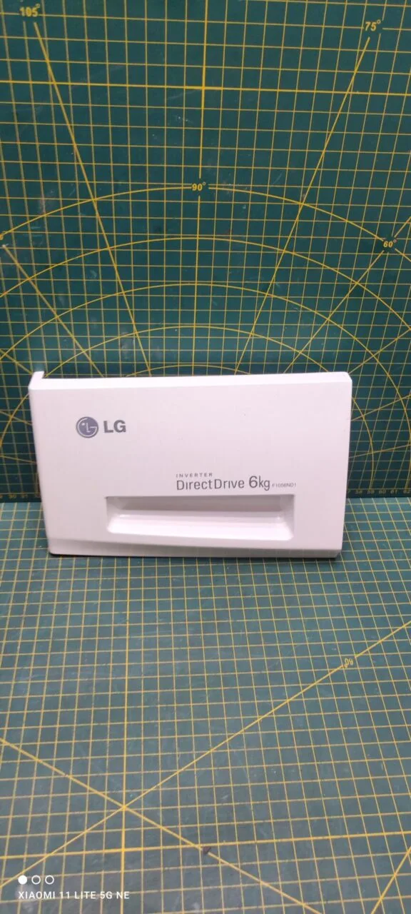 Панель порошкоприемника LG F1056ND1