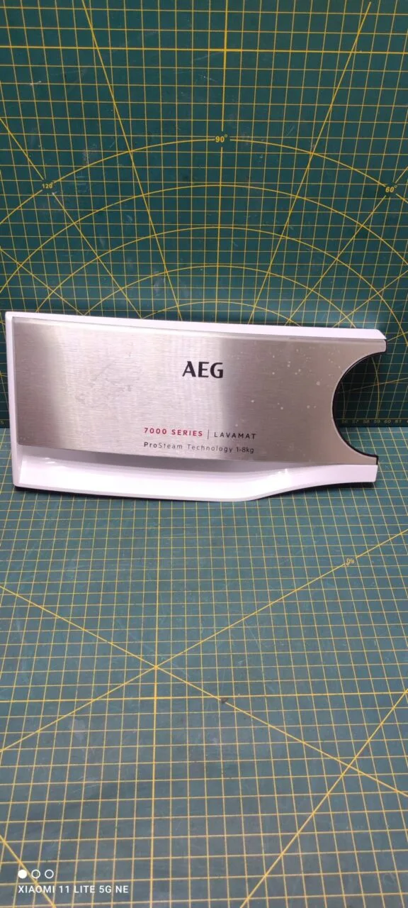 Панель порошкоприемника Aeg A 0411810