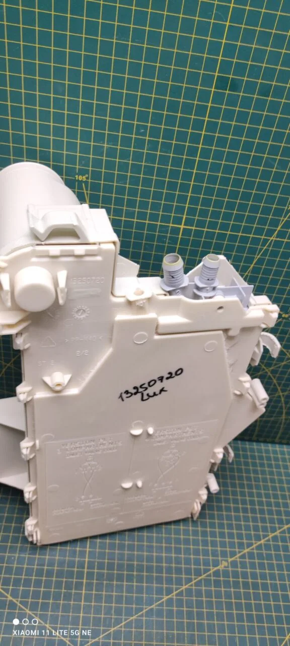 Бункер порошкоприемника Electrolux Aeg 13250720 с отводом сушки