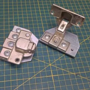 Петли фасада Electrolux 12453770 пара