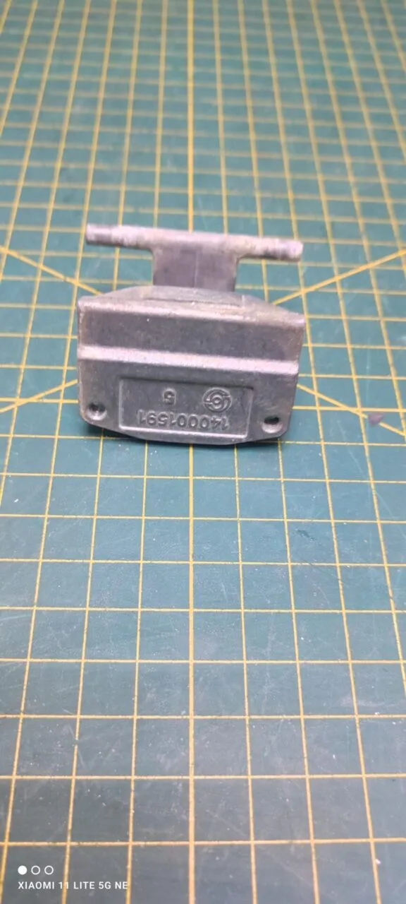 Петля люка Ariston C 00115666 / 140001591