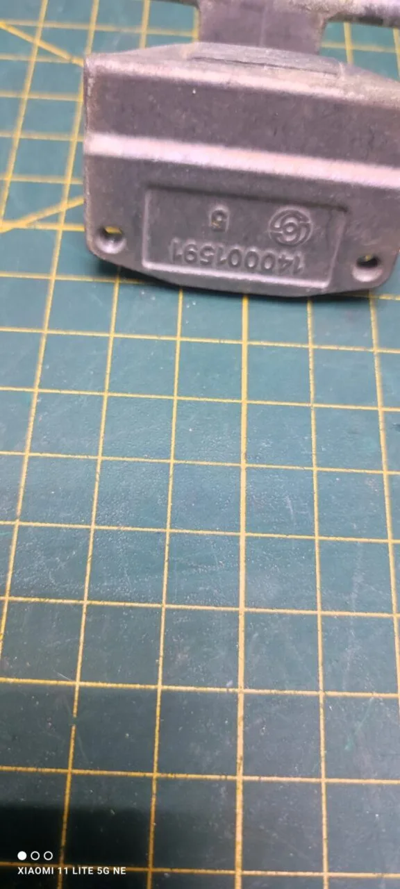 Петля люка Ariston C 00115666 / 140001591