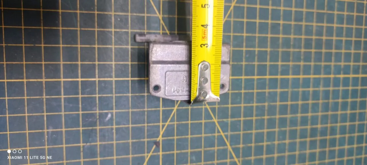 Петля люка Ariston C 00115666 / 140001591