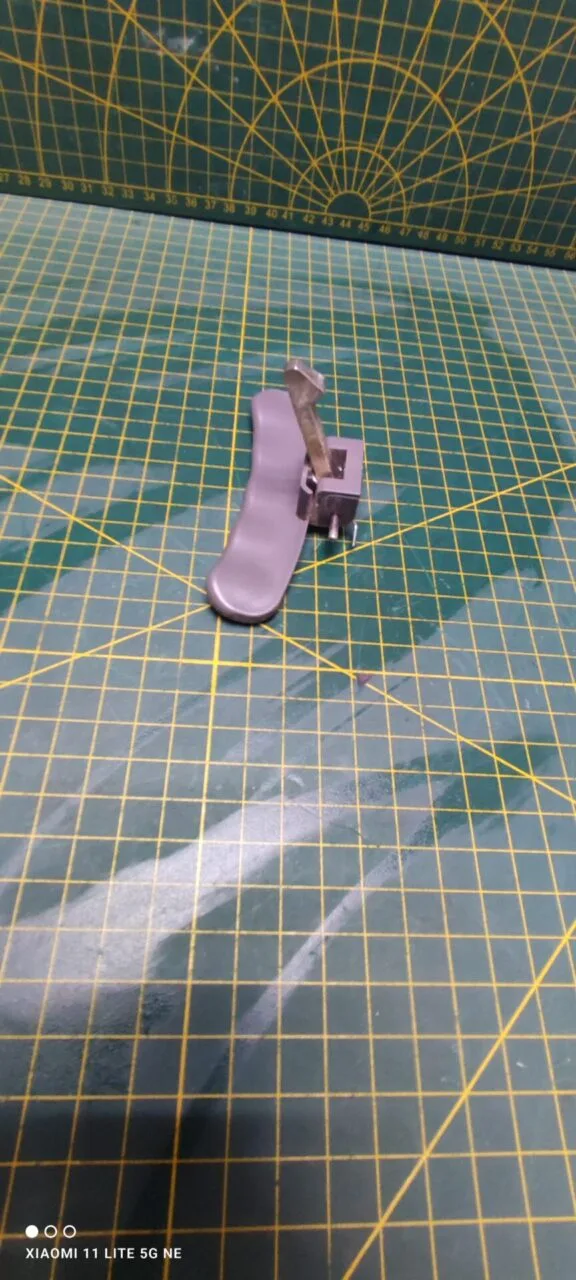 Ручка люка с крючком Samsung DC64-02711A