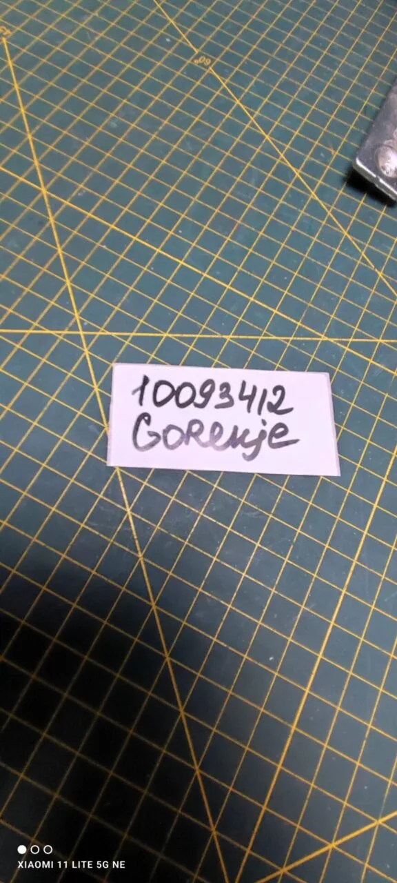 Петли Asko Gorenje 10093412 пара лев.+прав.