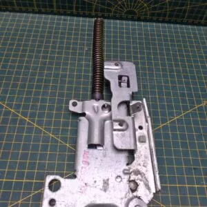 Петля Electrolux 4055391678 зел.