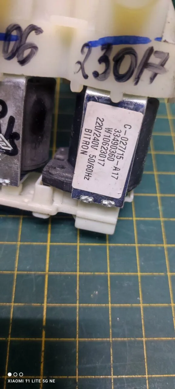 Клапан двойной Ariston W 10623017