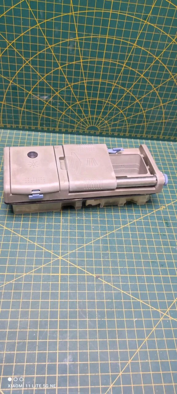 Диспенсер Bosch 5600051362