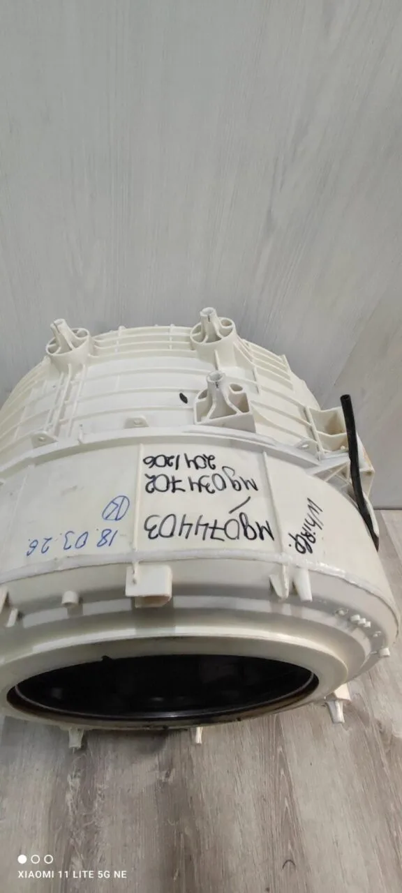 Бак в сборе Whirlpool mg074403/mg034702 (w10532599) 204/206 Только самовывоз!