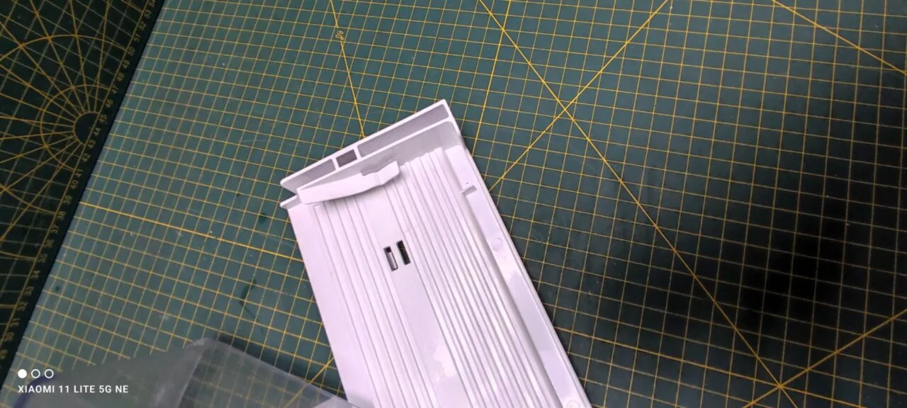 Полка балкон Beko 488586-2