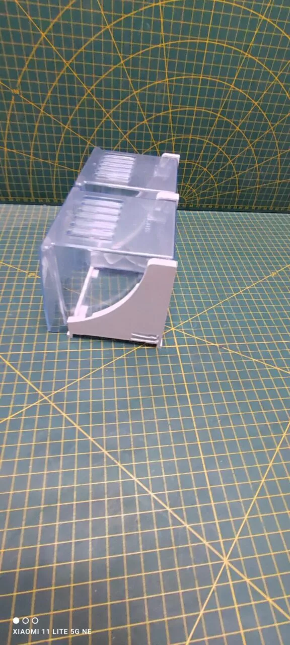 Полка балкон Beko 480633