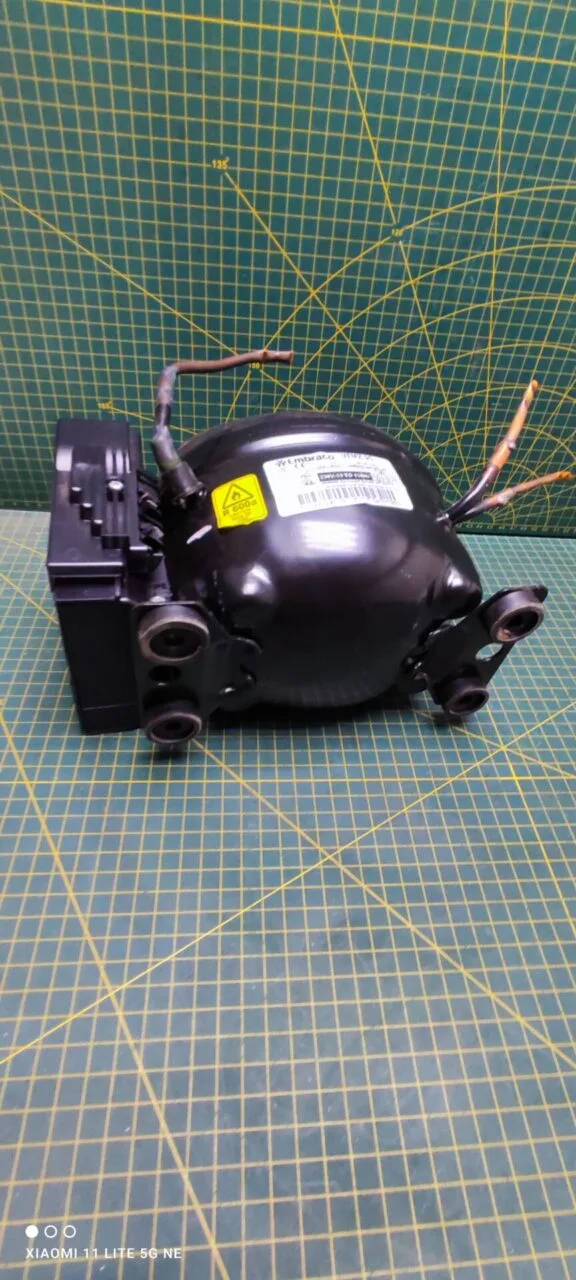 Компрессор инверторный с модулем Liebherr vemz9c vcc3 245623f02