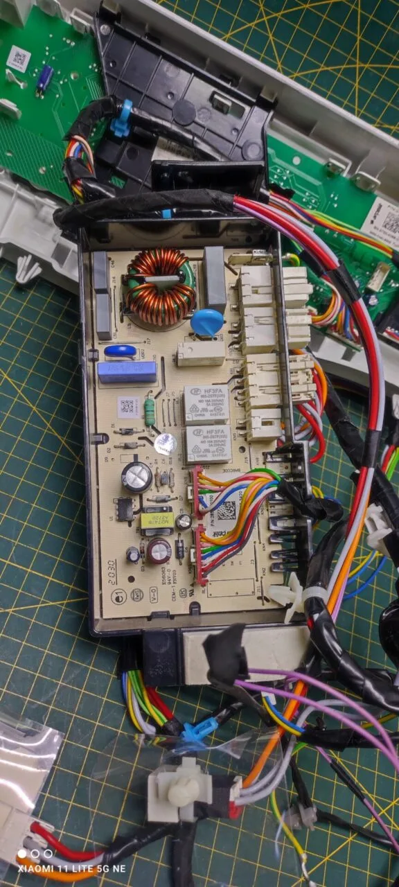 Модуль Beko WSRE6H636BBW без модуля инвертора