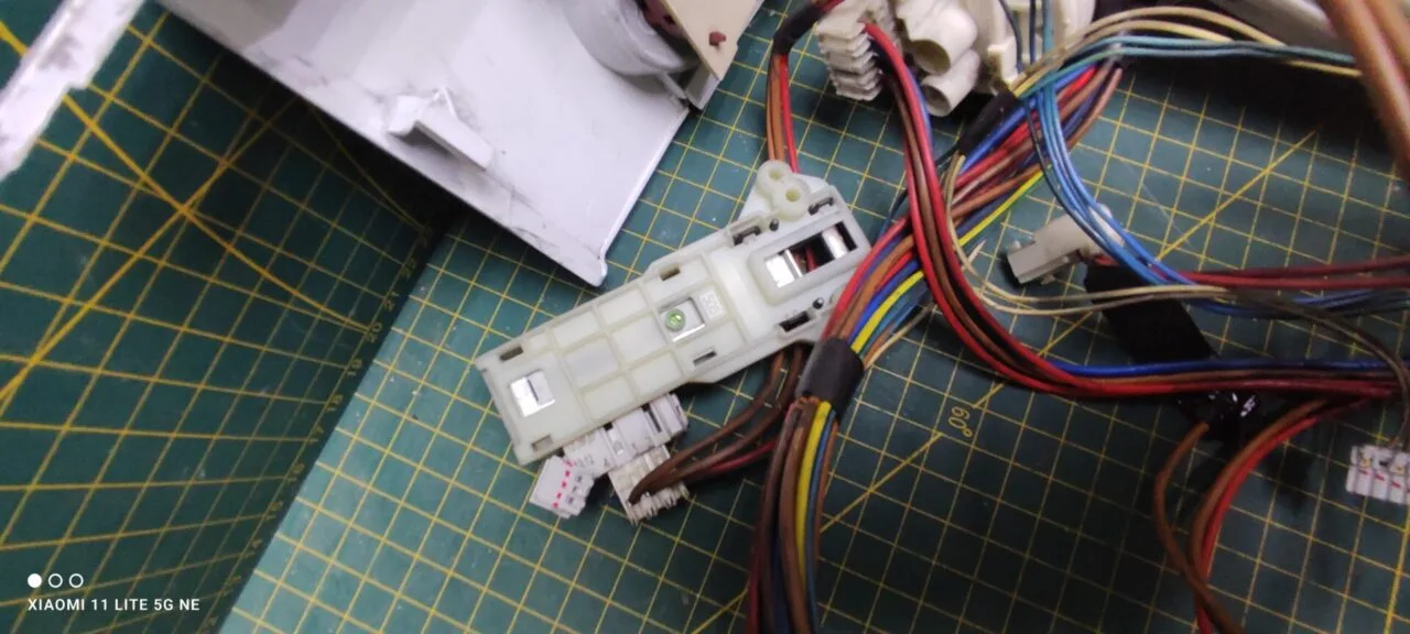 IMG_20260421_124030 Модуль Indesit WISL 102-2 с дефектом